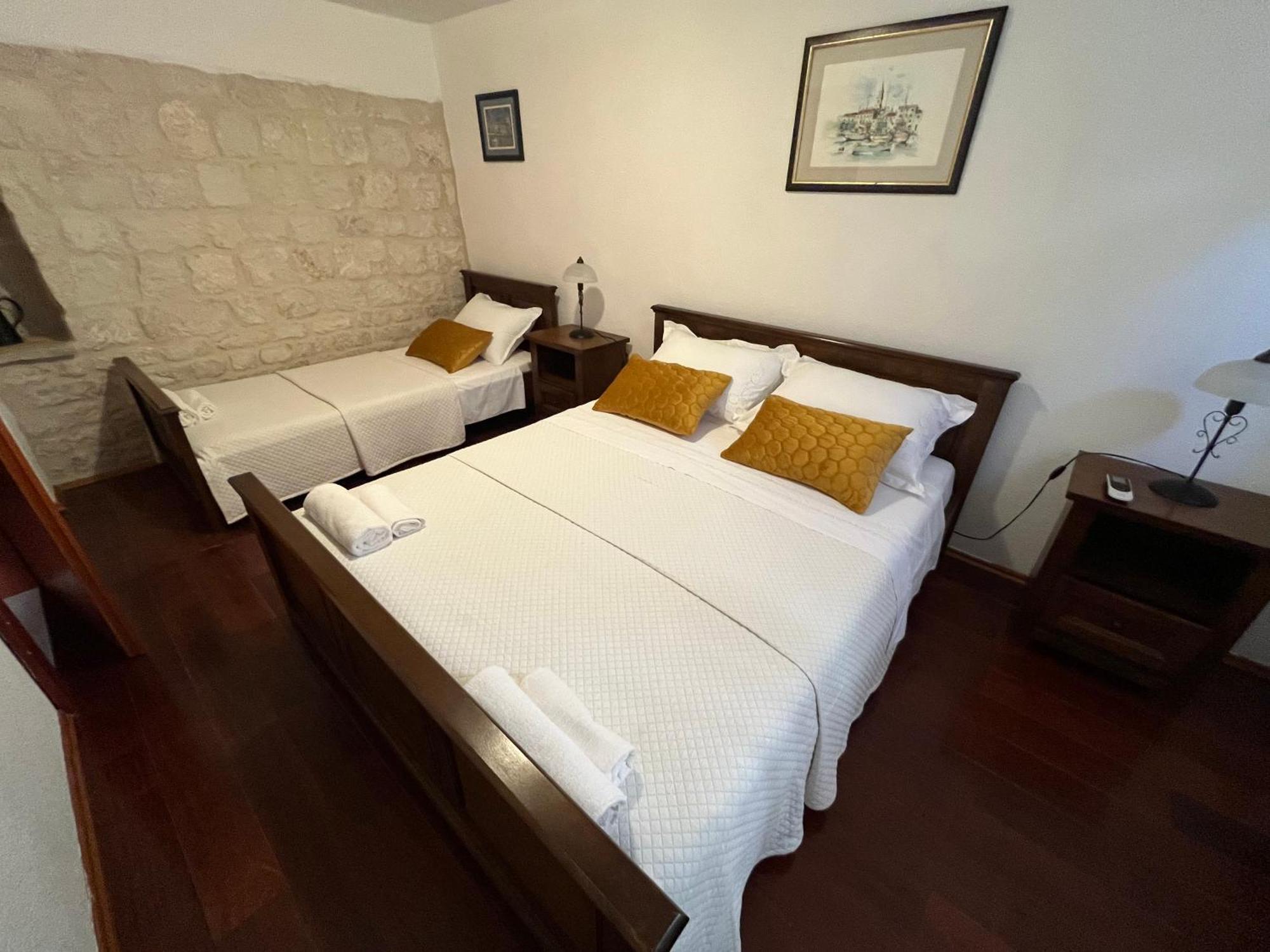 Old Town By Ivo Apartment *